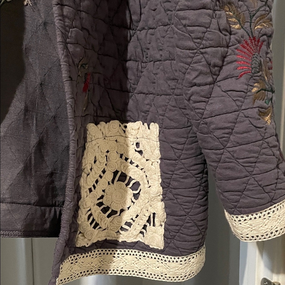 POL Quilted Jacket with Embroidered Floral Design - Gray and Cream - Picture 3 of 15